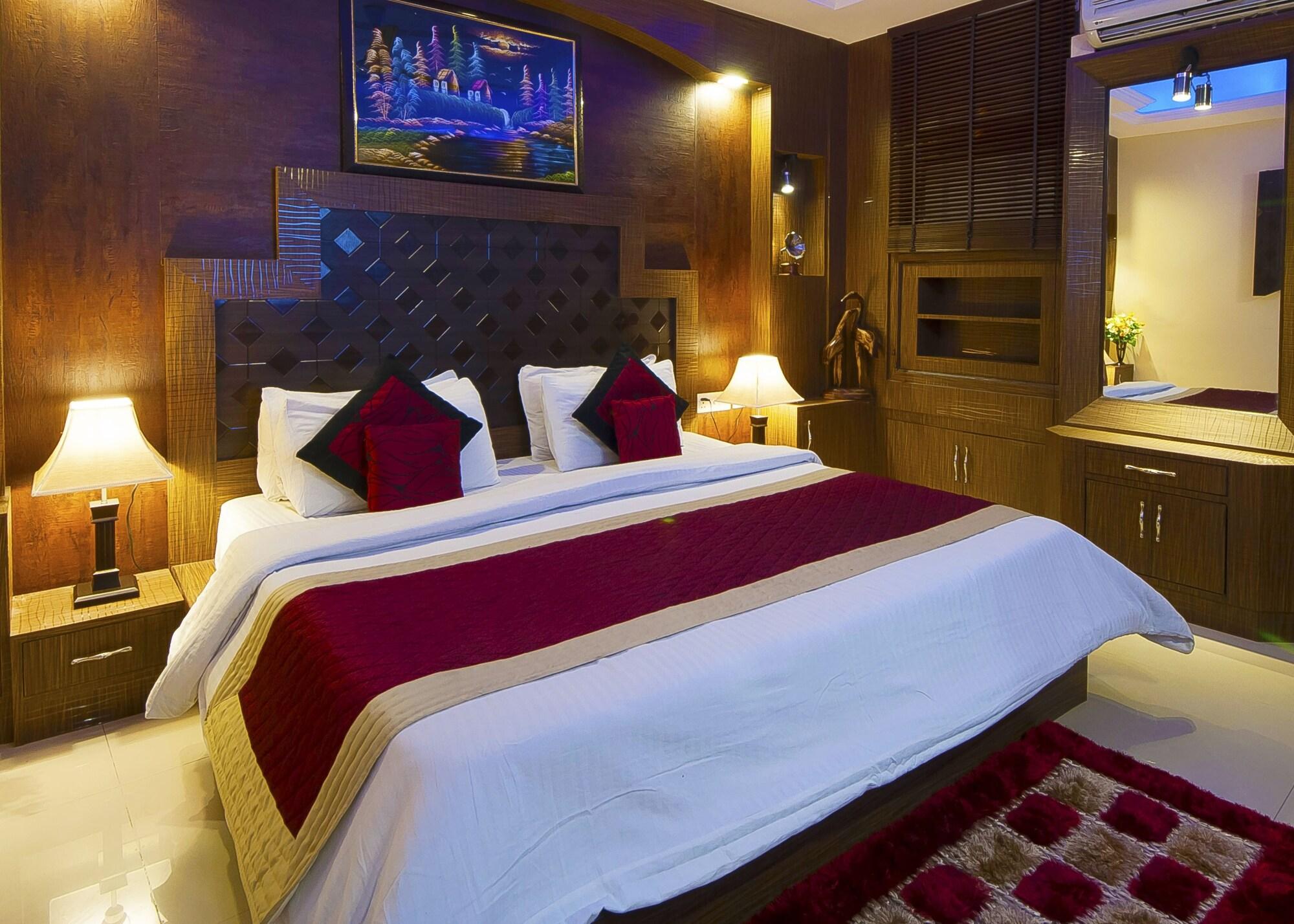 Airport Hotel Vishal Residency Yeni Delhi Dış mekan fotoğraf