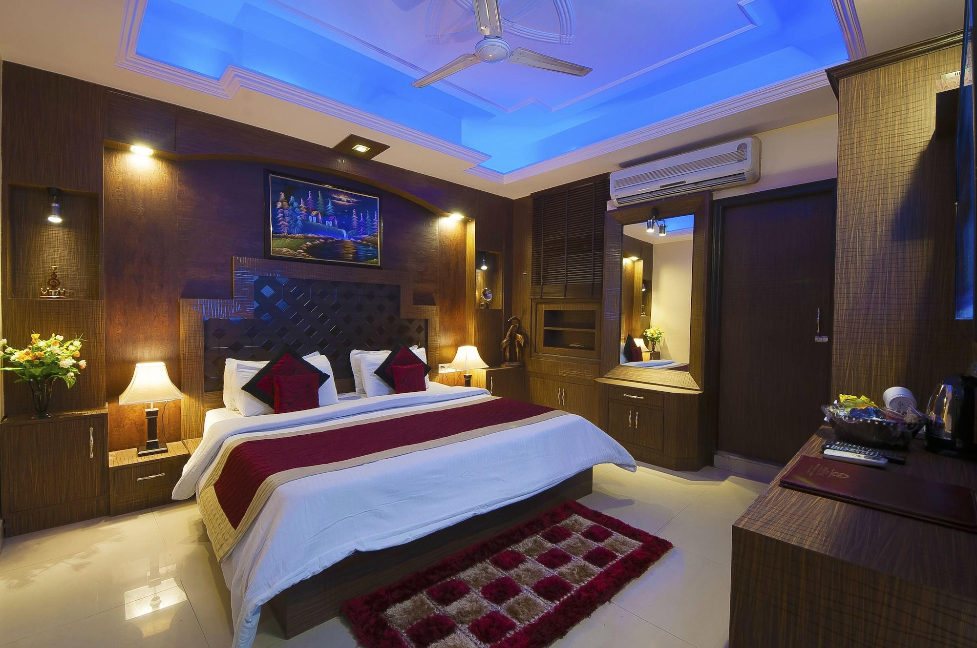 Airport Hotel Vishal Residency Yeni Delhi Dış mekan fotoğraf