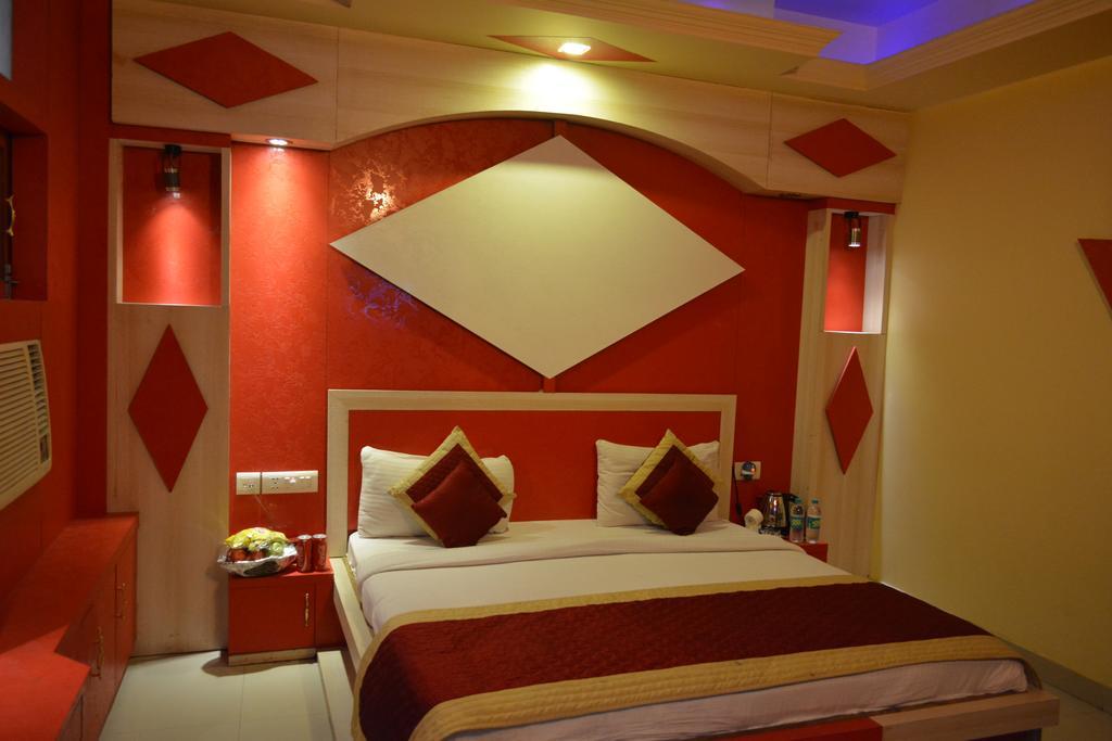 Airport Hotel Vishal Residency Yeni Delhi Dış mekan fotoğraf