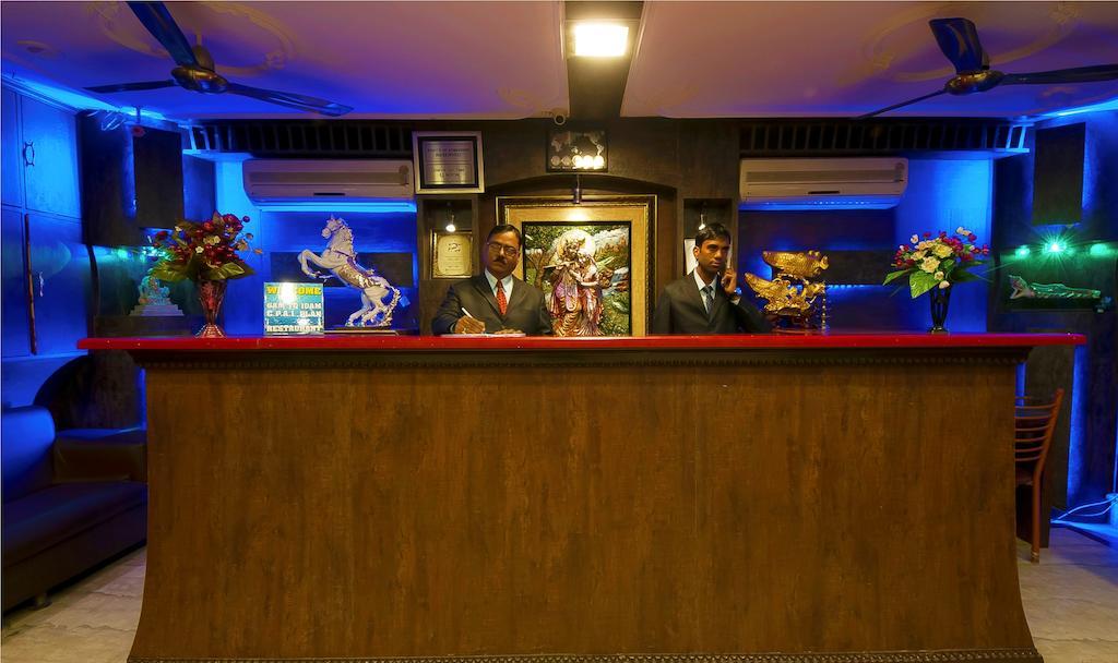 Airport Hotel Vishal Residency Yeni Delhi Dış mekan fotoğraf